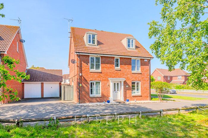 5 Bedroom Detached House For Sale In Century Drive, Kesgrave, IP5