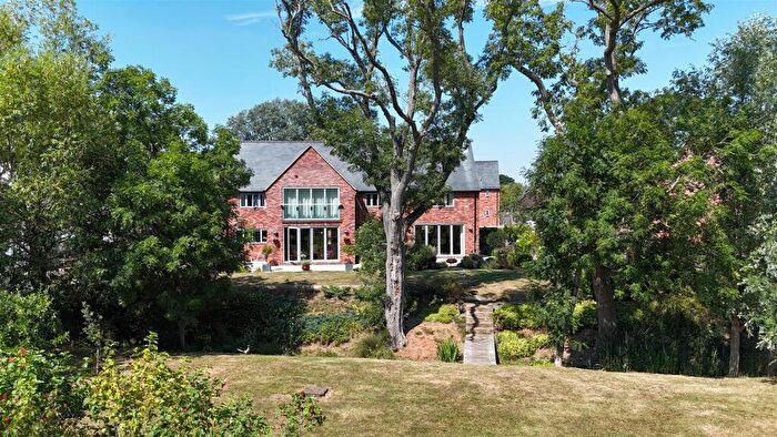 5 Bedroom Detached House For Sale In Grange Close, Corse, GL19
