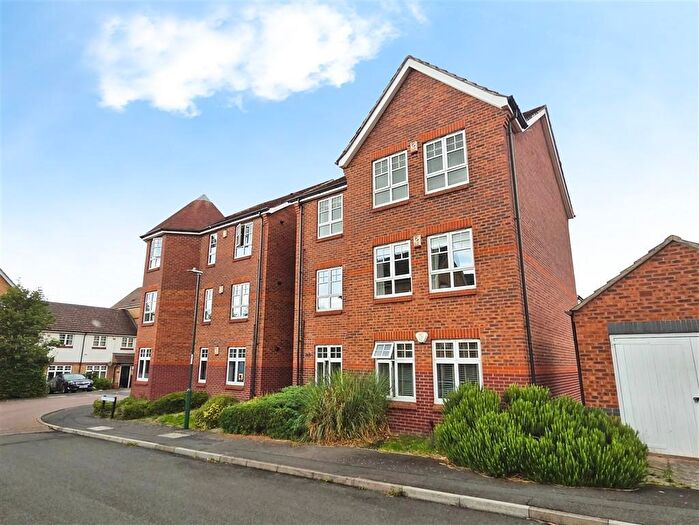 2 Bedroom Flat For Sale In Minstrel Avenue, Sherwood, Nottingham, NG5