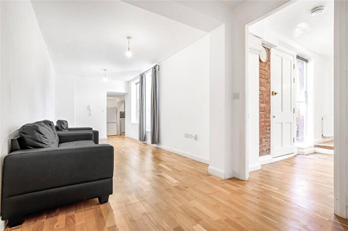 1 Bedroom Flat To Rent In Market Street, London, SE18