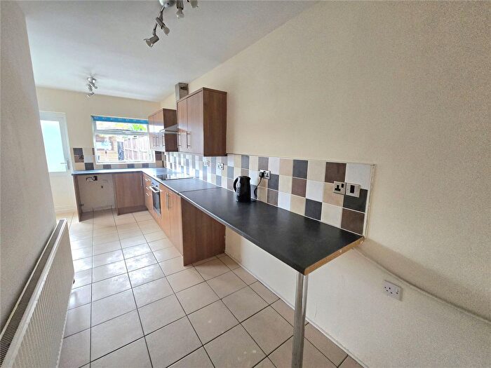 3 Bedroom End Of Terrace House For Sale In Cheveral Avenue, Radford, Coventry, CV6