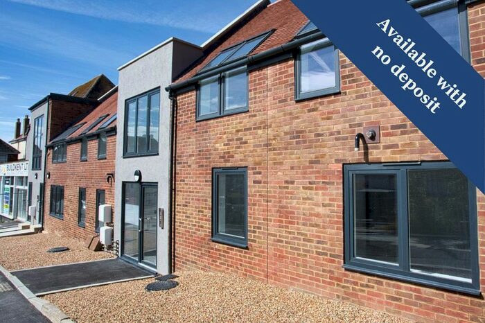 2 Bedroom Maisonette To Rent In Cobden Road, Folkestone, CT19