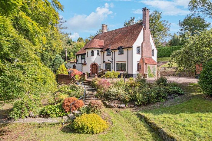 5 Bedroom Detached House For Sale In Box Lane, Hemel Hempstead, HP3