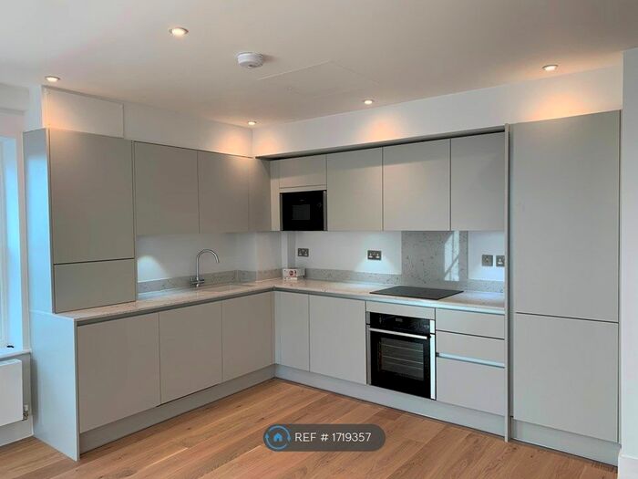 2 Bedroom Flat To Rent In Ward Street, Guildford, GU1