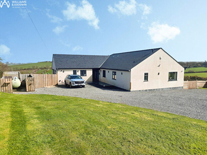 4 Bedroom Detached Bungalow For Sale In Yr Angorfa, Llanfairynghornwy, Anglesey, LL65