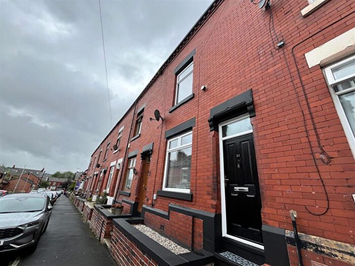 4 Bedroom Terraced House For Sale In West Street, Stalybridge, SK15