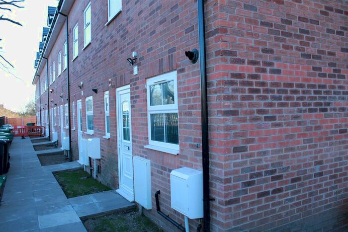 3 Bedroom Property To Rent In Beacon View, Walsall, WS2