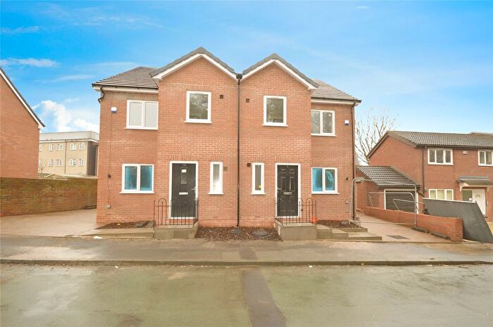 3 Bedroom Semi-Detached House To Rent In Sweetbriar Road, Wolverhampton, West Midlands, WV2