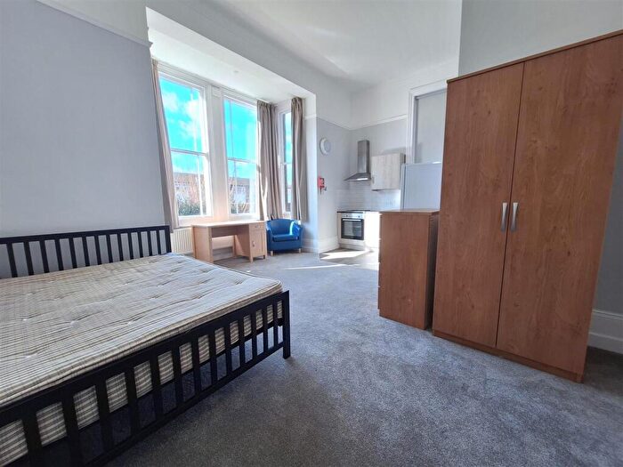 Studio To Rent In Upper Redlands Road, Reading, RG1