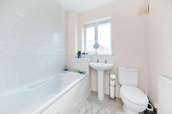 2 Bedroom End Of Terrace House For Sale In Redwing Rise, Royston, SG8