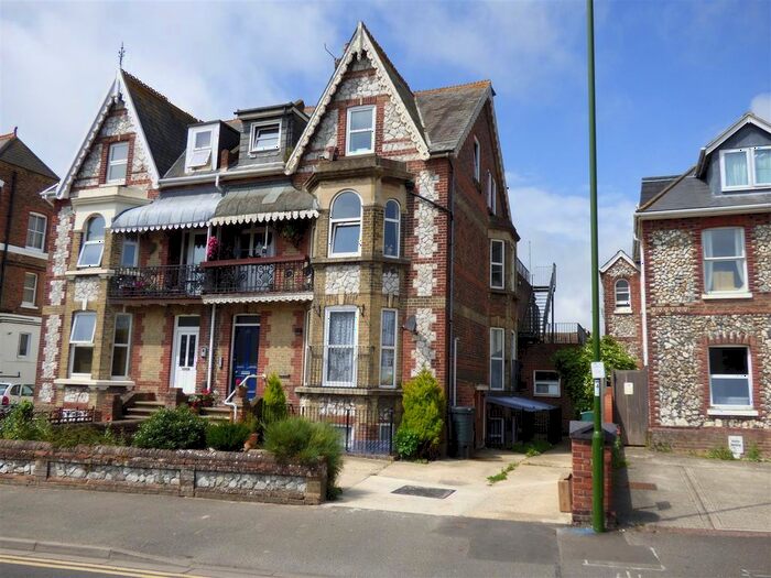 Studio To Rent In St. Catherines Road, Littlehampton, BN17
