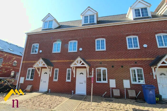 3 Bedroom Terraced House To Rent In Kiln Court, Kirk Sandall, Doncaster, DN3