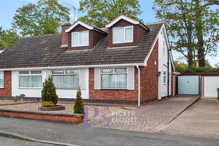 3 Bedroom Semi-Detached Bungalow For Sale In Castle Close, Sapcote, LE9