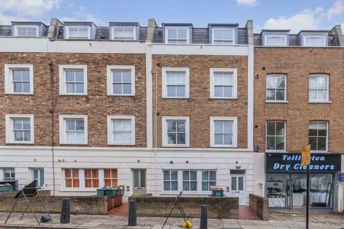 Studio To Rent In Tollington Way, London, N7