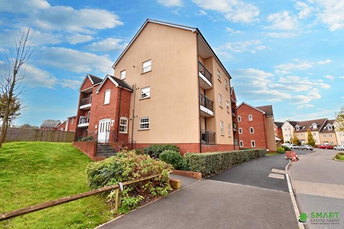 2 Bedroom Flat To Rent In Harris Place, Exeter, EX1