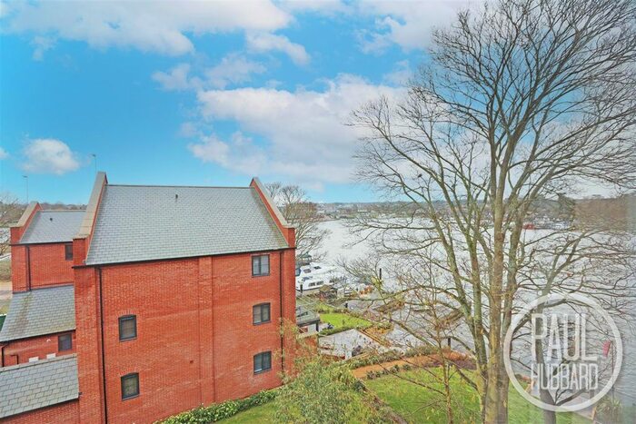 2 Bedroom Flat To Rent In Swonnells Walk, Oulton Broad, NR32
