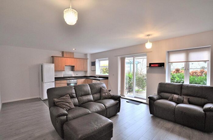 1 Bedroom Flat For Sale In Johnson Place, Walsworth Road, Hitchin, SG4