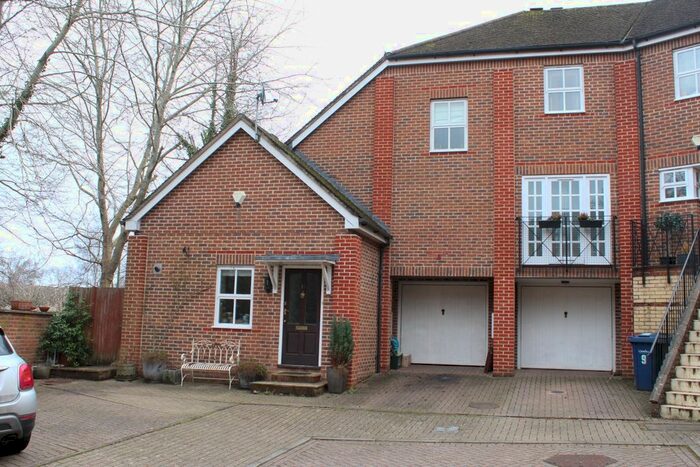1 Bedroom End Of Terrace House To Rent In Camargue Place, Godalming, GU7