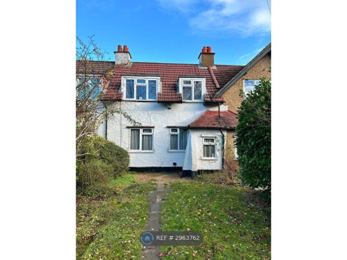 2 Bedroom Terraced House To Rent In Hamilton Avenue, Cheam, Sutton, SM3