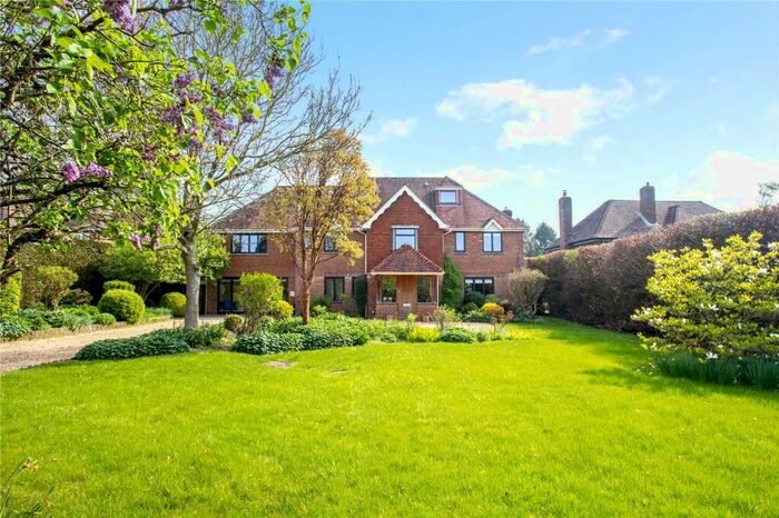 5 Bedroom Detached House To Rent In Kilham Lane, Winchester, Hampshire, SO22