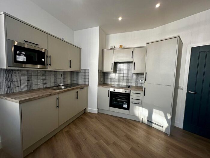 2 Bedroom Apartment To Rent In Arcot Street, Penarth, CF64