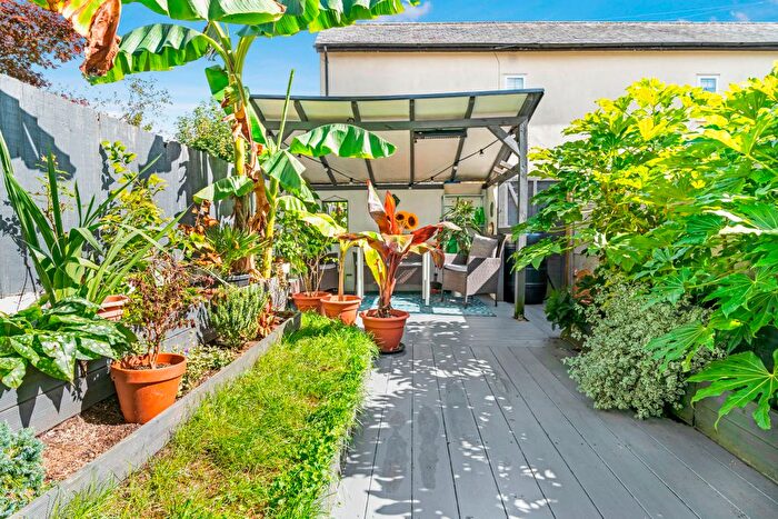 3 Bedroom Terraced House For Sale In Auckland Road, Tunbridge Wells, Kent, TN1