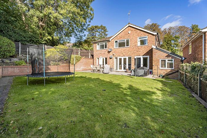 6 Bedroom Detached House For Sale In Woodland Place, Hemel Hempstead, HP1