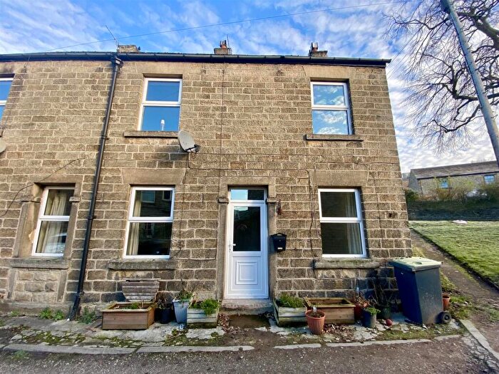 2 Bedroom Cottage To Rent In Main Road, Bamford, Hope Valley, S33