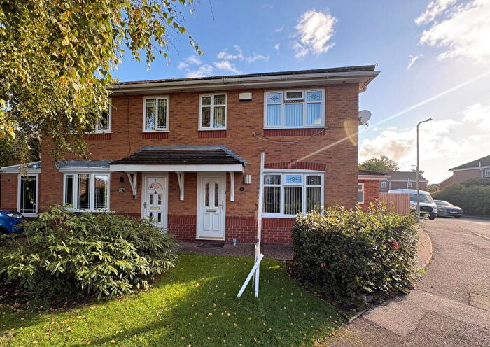 3 Bedroom Semi-Detached House For Sale In Leagate, Aintree, L10