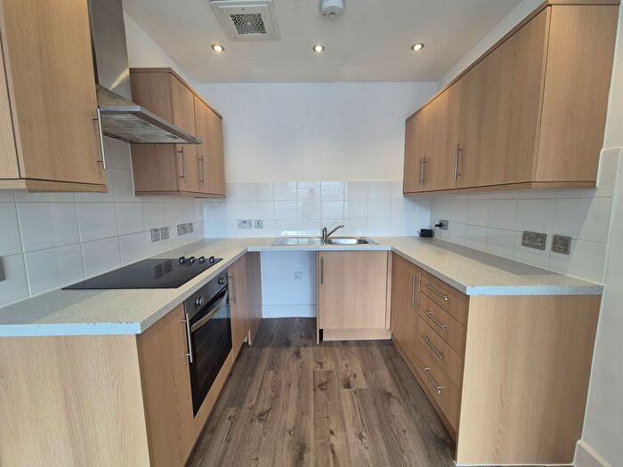 2 Bedroom Maisonette To Rent In The Broadway, Plymouth, PL9