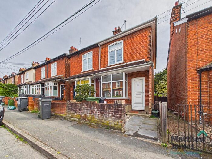 2 Bedroom Semi Detached House To Rent In Grenville Road, Braintree, CM7