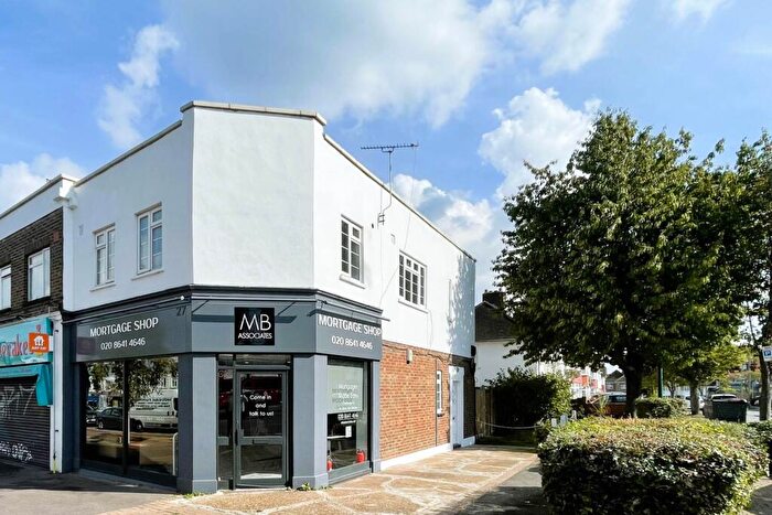 2 Bedroom Flat To Rent In Stonecot Hill, Sutton, SM3
