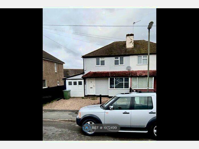 3 Bedroom Semi-Detached House To Rent In First Avenue, Walton-On-Thames, KT12