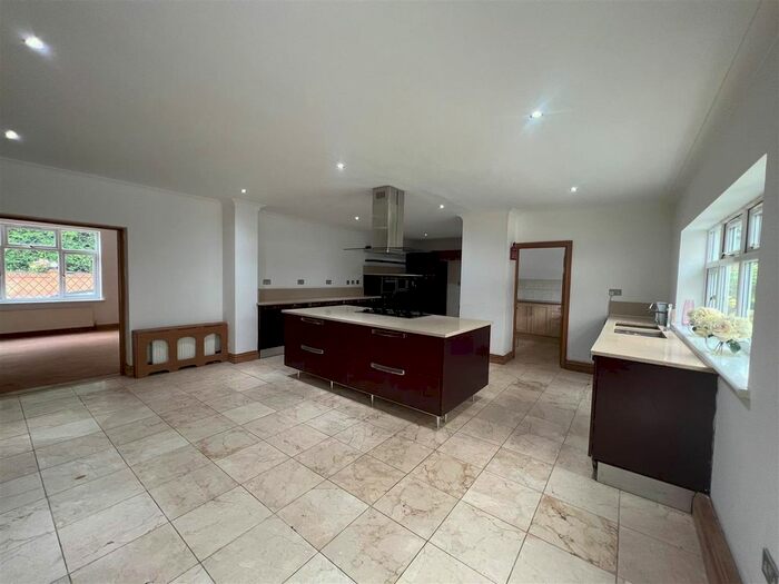 7 Bedroom Detached House To Rent In Chorleywood Road, Loudwater, Rickmansworth, WD3