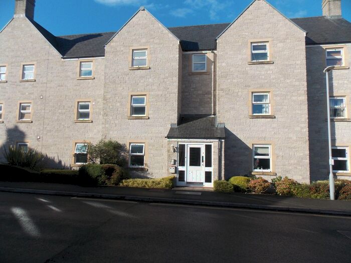 2 Bedroom Flat To Rent In Clifford Drive, Paulton, Bristol, BS39