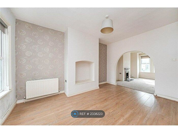 2 Bedroom Terraced House To Rent In Grey Street, Harrogate, HG2