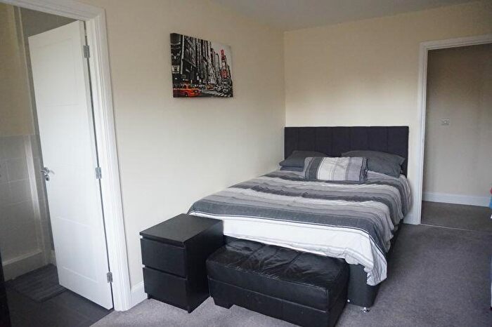 2 Bedroom Flat For Sale In Freya Road, Ollerton, NG22