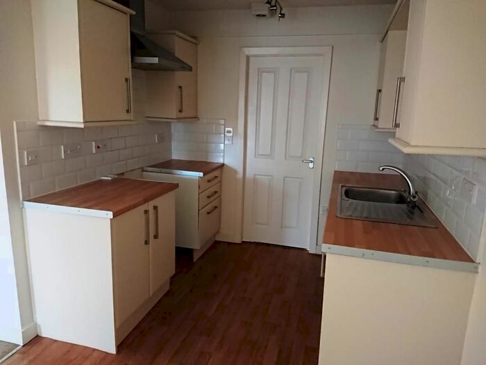 2 Bedroom Flat To Rent In Eaves Lane, Chorley, PR6