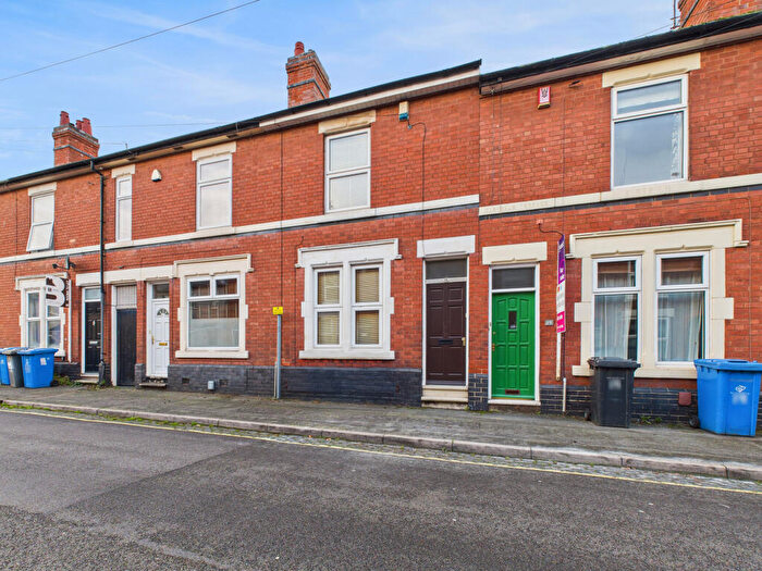 3 Bedroom Terraced House For Sale In Pybus Street, Derby, DE22