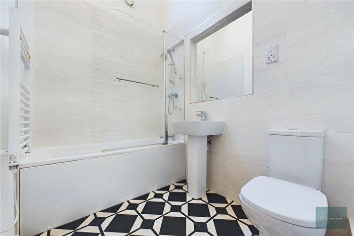 1 Bedroom Semi-Detached House To Rent In Hansom Hall, Bristol, BS2