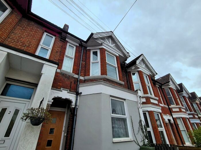 3 Bedroom End Of Terrace House To Rent In Emsworth Road, Southampton, SO15