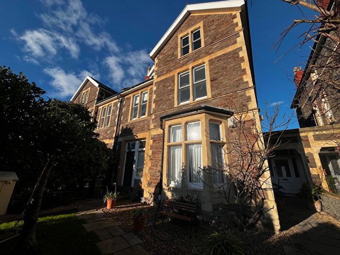 3 Bedroom Maisonette To Rent In Cotham Lawn Road, Bristol, BS6