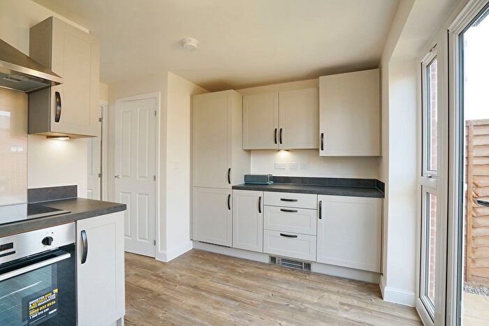 2 Bedroom Property To Rent In Campbell Drive, Upper Lighthorne, Leamington Spa, CV33