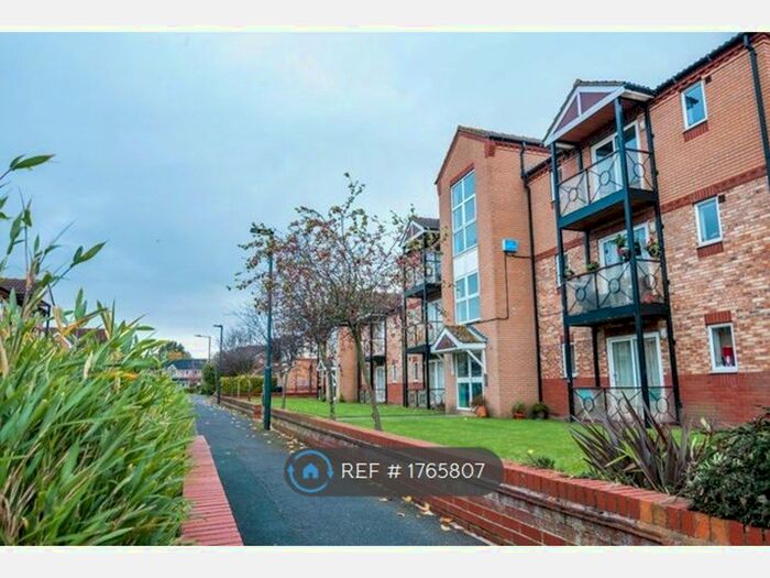 2 Bedroom Flat To Rent In Lakeside, Doncaster, DN4