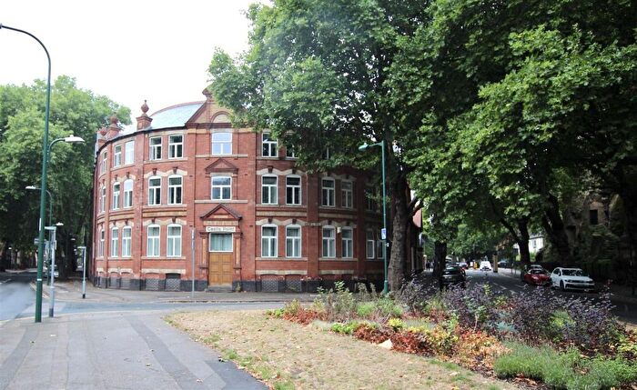 2 Bedroom Flat To Rent In Castle Boulevard, Nottingham, Nottinghamshire, NG7