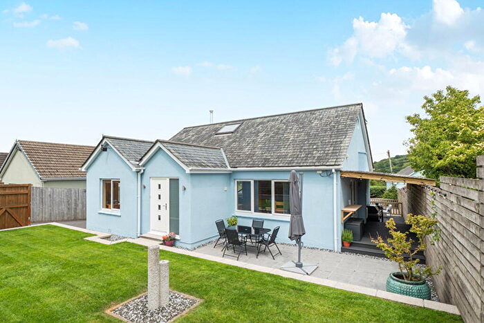 4 Bedroom Detached House For Sale In Stoke Road, Kelly Bray, Callington, PL17