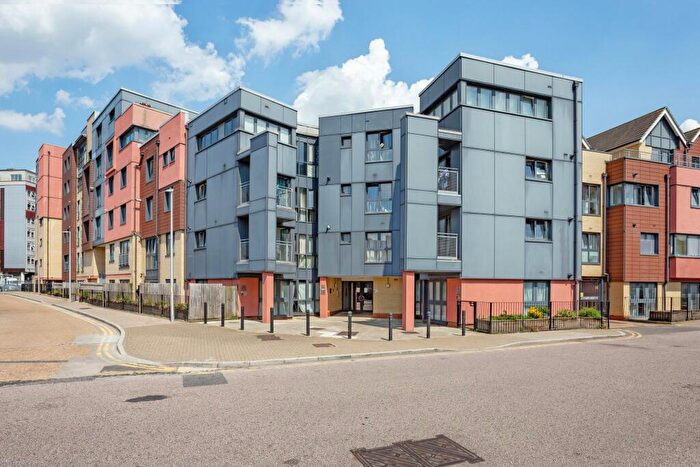 1 Bedroom Flat To Rent In Invito House, IG2