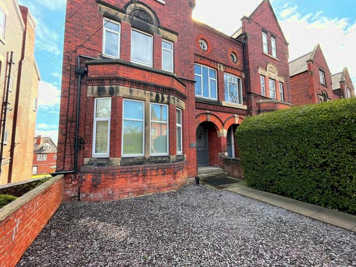 3 Bedroom Flat To Rent In Thorne Road, Wheatley Hills, Doncaster, DN2