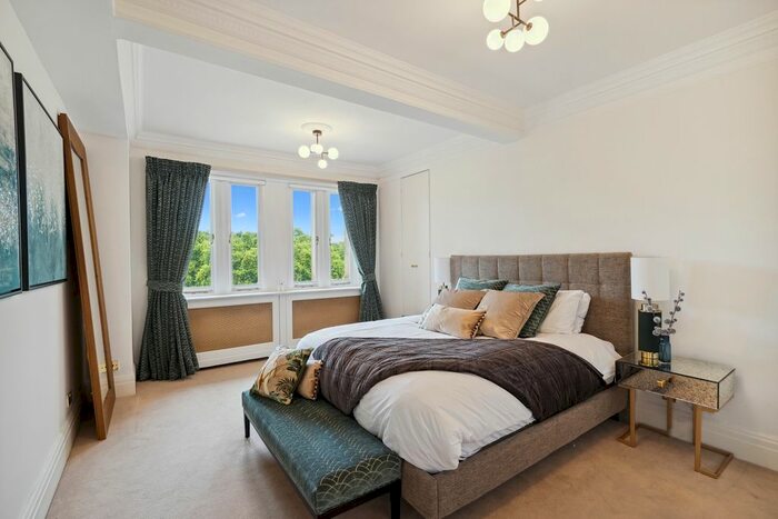 4 Bedroom Flat To Rent In Parkside, Knightsbridge, London, SW1X
