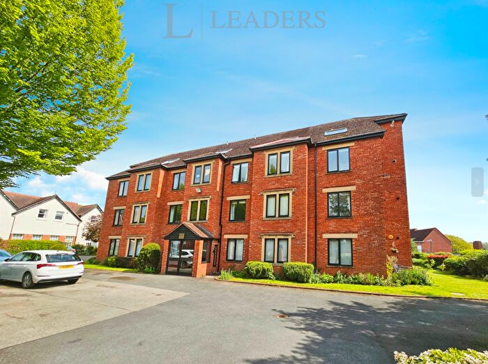 2 Bedroom Flat To Rent In Field House, Priory Road, CV8